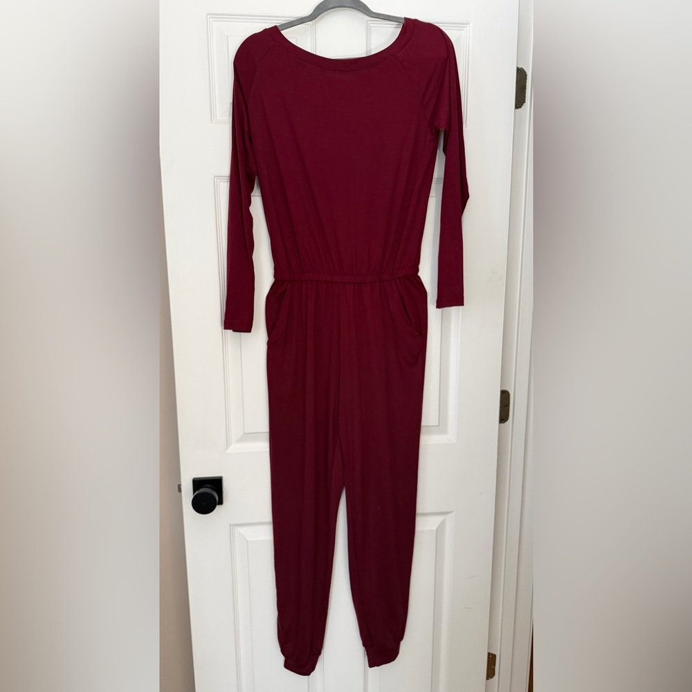 Elegant Burgundy Jumpsuit